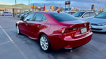 2013 Lexus Is 250 Fully loaded Sunroof