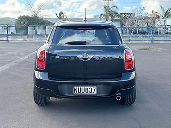 2012 Mini Cooper Crossover 