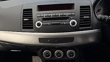 2008 Mitsubishi Galant 2 Keys/Tidy