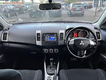 2007 Mitsubishi Outlander 2.4L 7Seater, 4WD, Bluetooth, Rev Cam, Tow-Bar