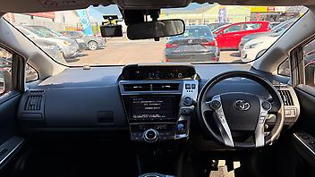 2017 Toyota Prius ALPHA