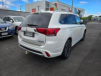 2016 Mitsubishi Outlander GX 4H PHEV