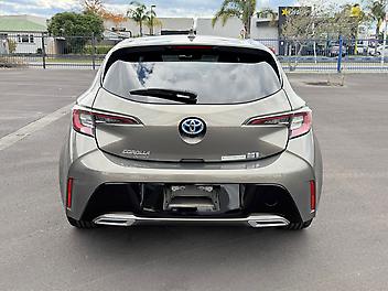 2019 Toyota Corolla Sport Hybrid with Toyota Safety Sense 2.0
