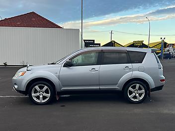 2007 Mitsubishi Outlander 2.4L 7Seater, 4WD, Bluetooth, Rev Cam, Tow-Bar