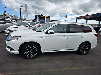 2016 Mitsubishi Outlander GX 4H PHEV