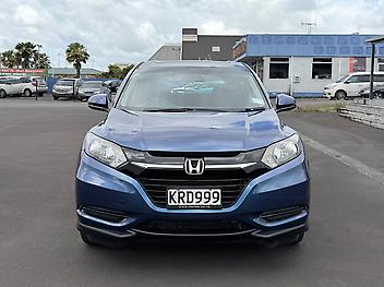 2017 Honda Hr-v S 1.8P with Cruise, Bluetooth, Rev Camera