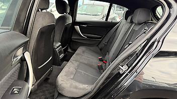 2015 Bmw 118i M SPORTS....