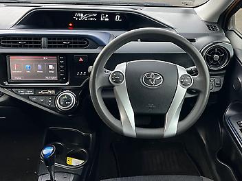 2015 Toyota Aqua S Hybrid **Push Start*Bluetooth*Rev Camera**