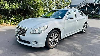 2012 Nissan Fuga HYBRID/heated & Ventilated Seats