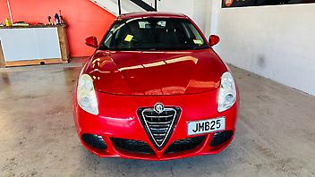 2013 Alfa Romeo Giulietta