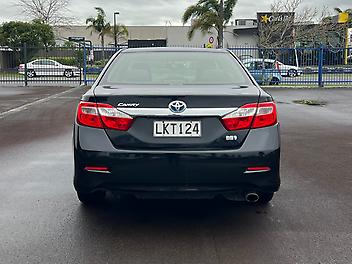 2012 Toyota Camry G Hybrid, Electric Seats, Bluetooth Stereo