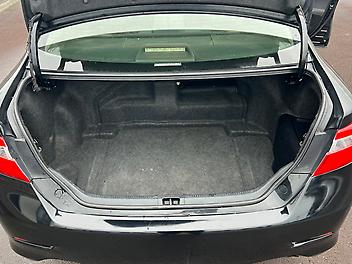 2012 Toyota Camry G Hybrid, Electric Seats, Bluetooth Stereo