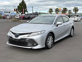 2020 Toyota Camry X Hybrid with Toyota Safety Sense