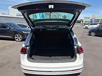 2017 Volkswagen Tiguan R-Line .. Fully loaded 