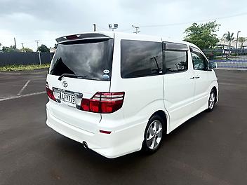 2006 Toyota Alphard 8 Seater family van  