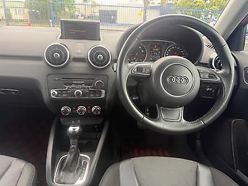 2013 Audi A1 Two-Tone / 1400cc TFSI SportBack