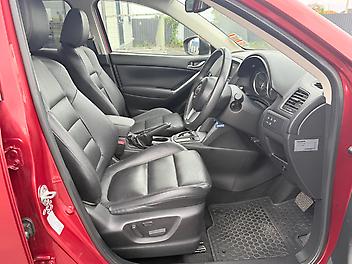 2012 Mazda Cx-5 2.2D Skyactiv ~1year MBI free, NZ Radio