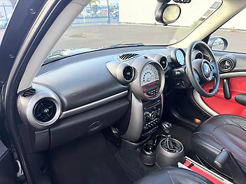 2012 Mini Cooper Crossover 