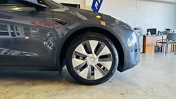 2022 Tesla Model Y REAR WHEEL DRIVE 60K