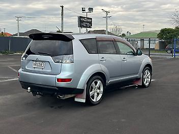 2007 Mitsubishi Outlander 2.4L 7Seater, 4WD, Bluetooth, Rev Cam, Tow-Bar