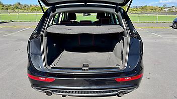 2011 Audi Q5 2.0T QUATTRO S-LINE