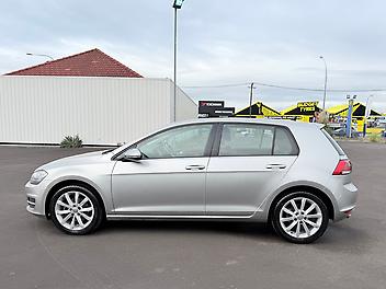 2014 Volkswagen Golf 1.4L TSi Highline, 1NZ Owner, Low kms