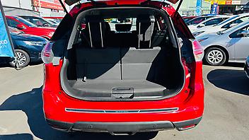 2014 Nissan X-trail 7 Seater/Low Km's