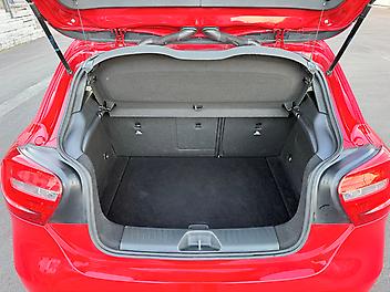 2014 Mercedes-benz A180 Cruise, Paddle Shifters, Active Safety