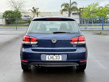 2011 Volkswagen Golf 1.4L TSi with NZ Stereo, Rev Camera, Bluetooth