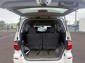 2006 Toyota Alphard 8 Seater family van  