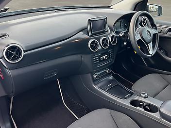 2012 Mercedes-benz B 180 CGI **Electric+Memory Seats*Parking Sensors*Bluetooth**