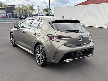 2019 Toyota Corolla Sport Hybrid with Toyota Safety Sense 2.0