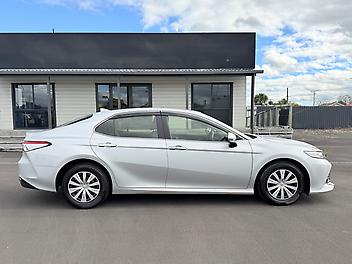 2020 Toyota Camry X Hybrid with Toyota Safety Sense