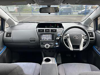 2012 Toyota Prius S Alpha Hybrid **Low kms**