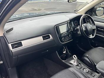 2014 Mitsubishi Outlander PHEV *4WD*Lane Departure*Adaptive Cruise*NZ Radio*