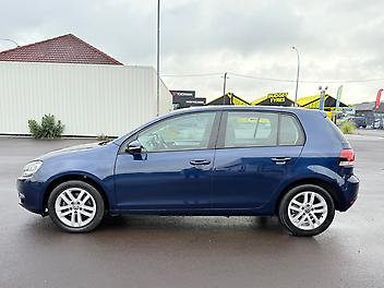 2011 Volkswagen Golf 1.4L TSi with NZ Stereo, Rev Camera, Bluetooth