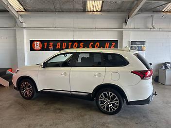 2017 Mitsubishi Outlander XLS 2.4P/4WD/CVT