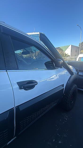 2019 Nissan Navara Lift Kit, Meg wheel, New Tyres, Tow bar 