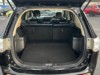 2014 Mitsubishi Outlander PHEV *4WD*Lane Departure*Adaptive Cruise*NZ Radio*