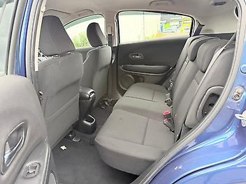 2017 Honda Hr-v S 1.8P with Cruise, Bluetooth, Rev Camera