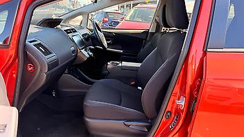 2017 Toyota Prius ALPHA