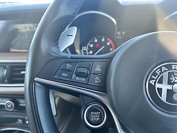 2019 Alfa Romeo Stelvio Stelvio 4WD Low Kms  