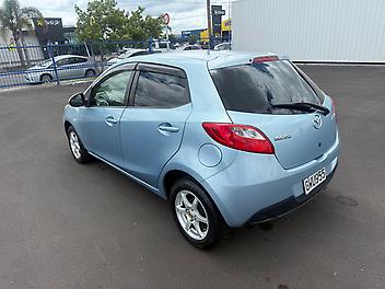 2011 Mazda Demio