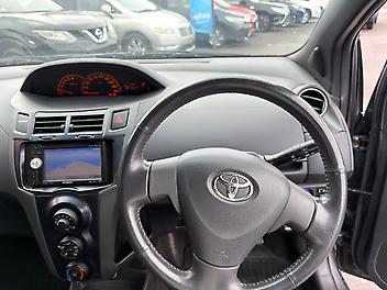 2009 Toyota Vitz
