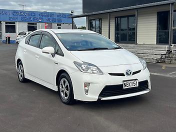 2015 Toyota Prius New Tyres & Service , NZ 1 Owner, Fuel Saver