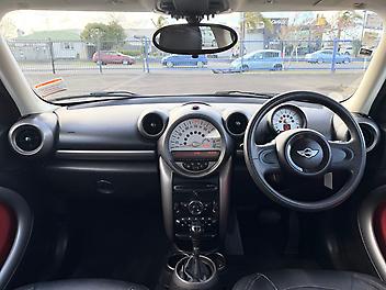2012 Mini Cooper Crossover 