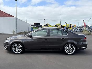 2015 Volkswagen Passat TSI 118KW RLine 1.8P/6A