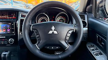 2017 Mitsubishi Pajero PAJERO SUBMODEL EXCEED 3.2D/4WD/5AT