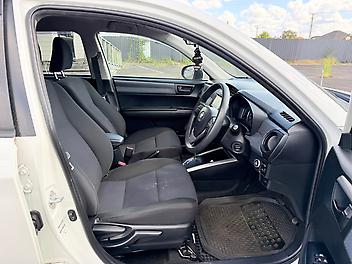 2014 Toyota Corolla Fielder Hybrid *Push Start*Heated Seats*Low kms*