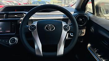 2015 Toyota Aqua HYBRID/PUSH START